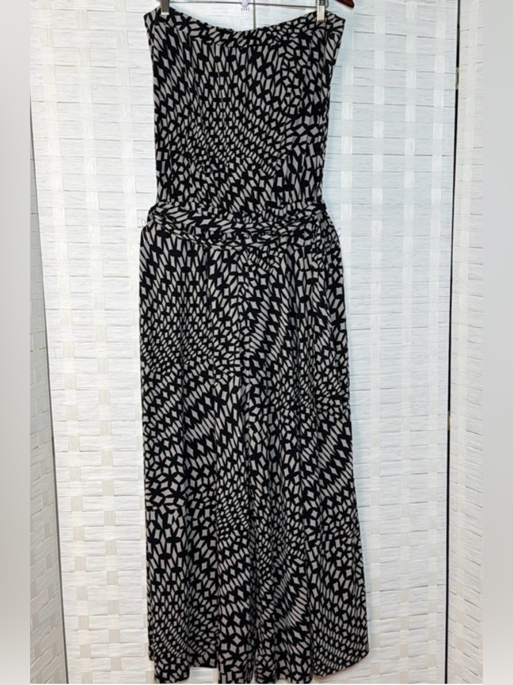 JBS Strapless Black & Beige Wide Leg Jumpsuit‎ Elastic Waist with Belt Size XL